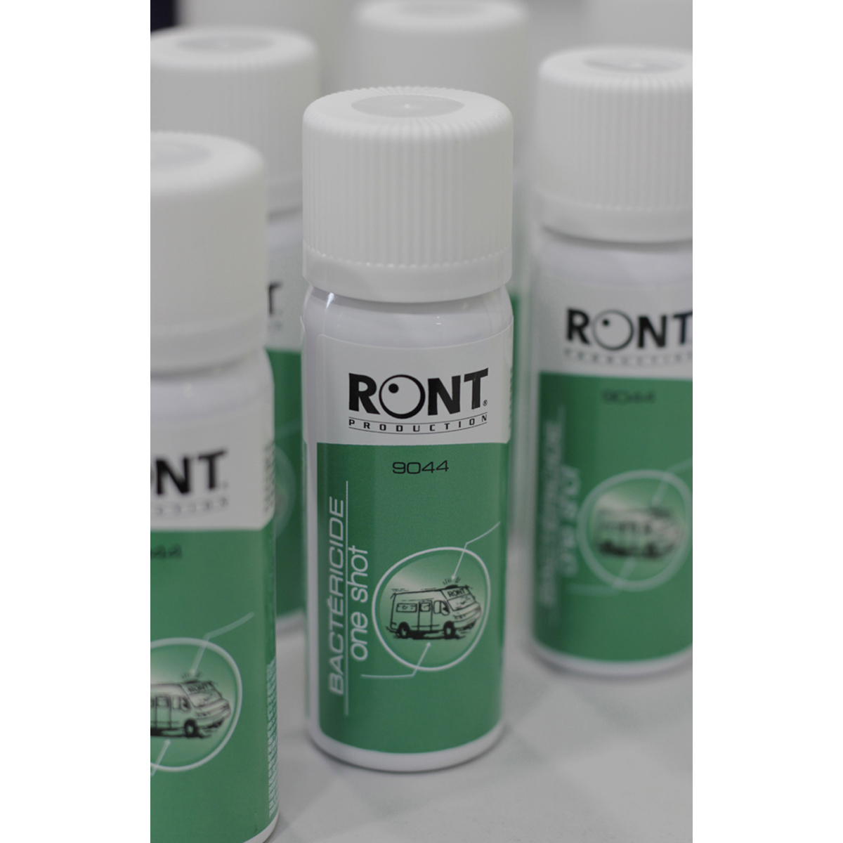 DESINFECTANT AUTO PERCUTANT POUR L'AMBULANCE